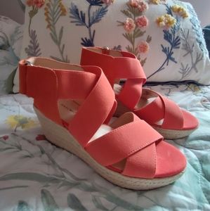 ISAAC MIZRAHI Wedge Sandals Size 6 NWOT